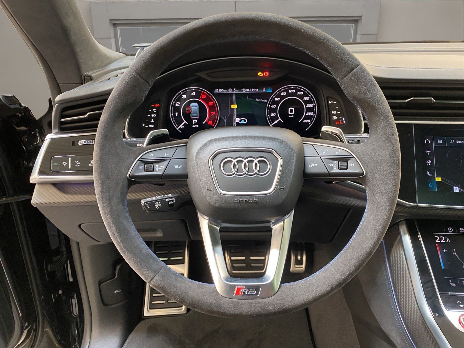 Audi RSQ8 - Bild 11