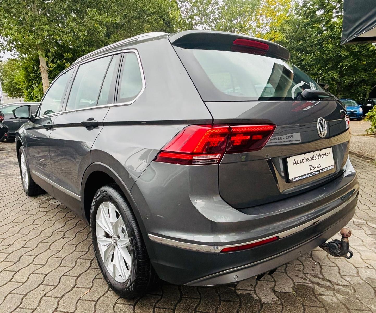 Volkswagen Tiguan Highline 2.0 TSI 179 ch DSG 4Motion / ACC / Caméra de recul / LED / Attelage pivotant