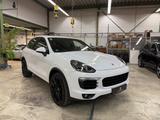 Porsche Cayenne S Diesel - Porsche Cayenne Gebrauchtwagen in Stuttgart