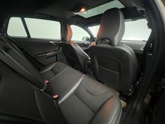VOLVO V60 CROSS COUNTRY D4 / 1.H/ CARPLAY/ 2017/ AUTOM