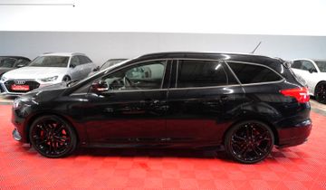 Ford Focus - 11