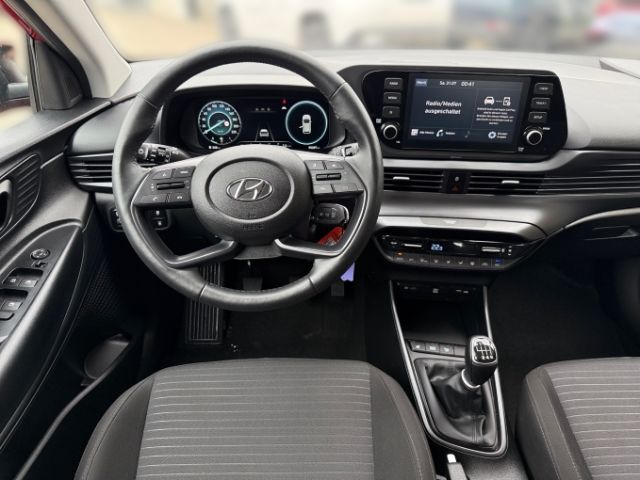 Fahrzeugabbildung Hyundai i20 Essential Komfort 1.0 T-GDI +CARPLAY+TEMPOMA