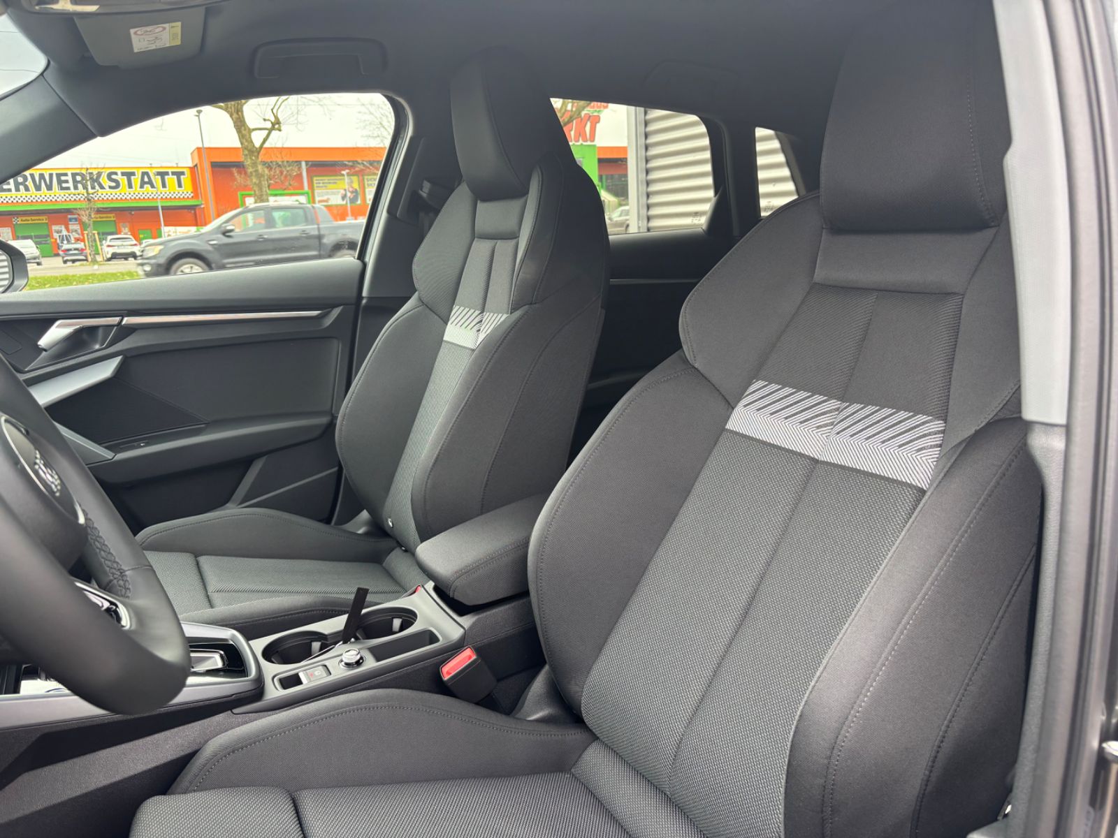 Fahrzeugabbildung Audi A3 Sportback 35TFSI S line ACC SHZ