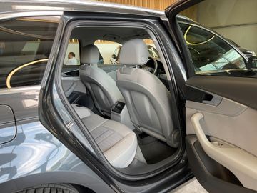 Audi A4 Avant design ultra *NAVI*ACC*AHK*PDC*MATRIX*