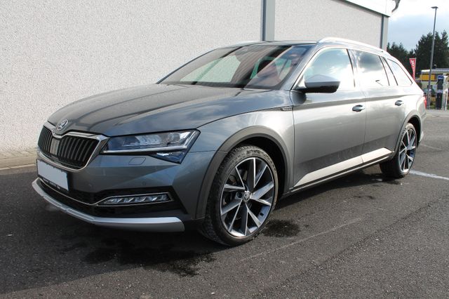 Skoda Superb 2.0 TSI 206kW DSG 4x4 Scout Combi Alu-19