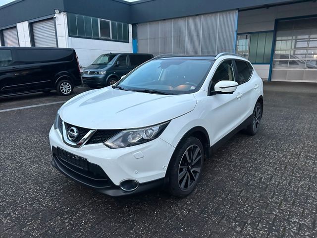 Nissan Qashqai Tekna Exclusive*Autom*LED*Navi*AHK*360°