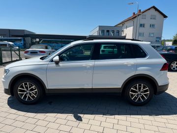 Volkswagen Tiguan - 8