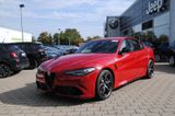 Alfa Romeo Giulia Quadrifoglio 2.9 V6 Akrapovic, Sparco