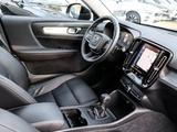 Volvo XC40 T2 Momentum Pro 2WD - Volvo XC40 in Köln