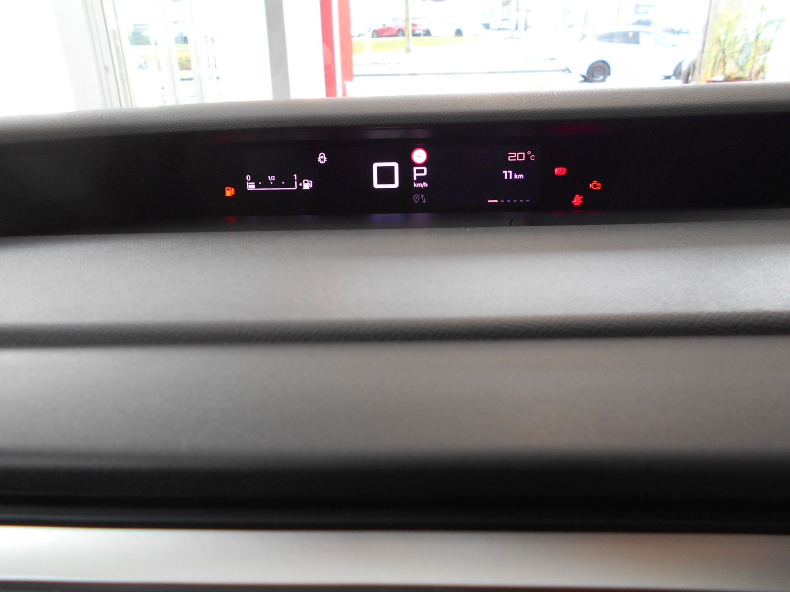 Fahrzeugabbildung Citroën C3 Aircross Hybrid 145 MAX