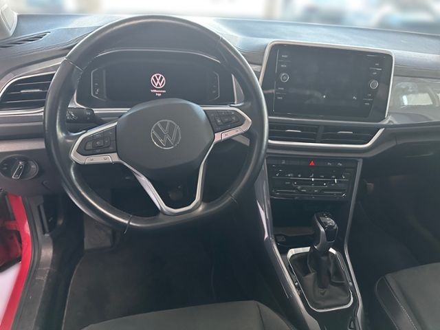 Fahrzeugabbildung Volkswagen T-ROC Style 1.5 TSI DSG LED PLUS FAHRSCHULPEDALE