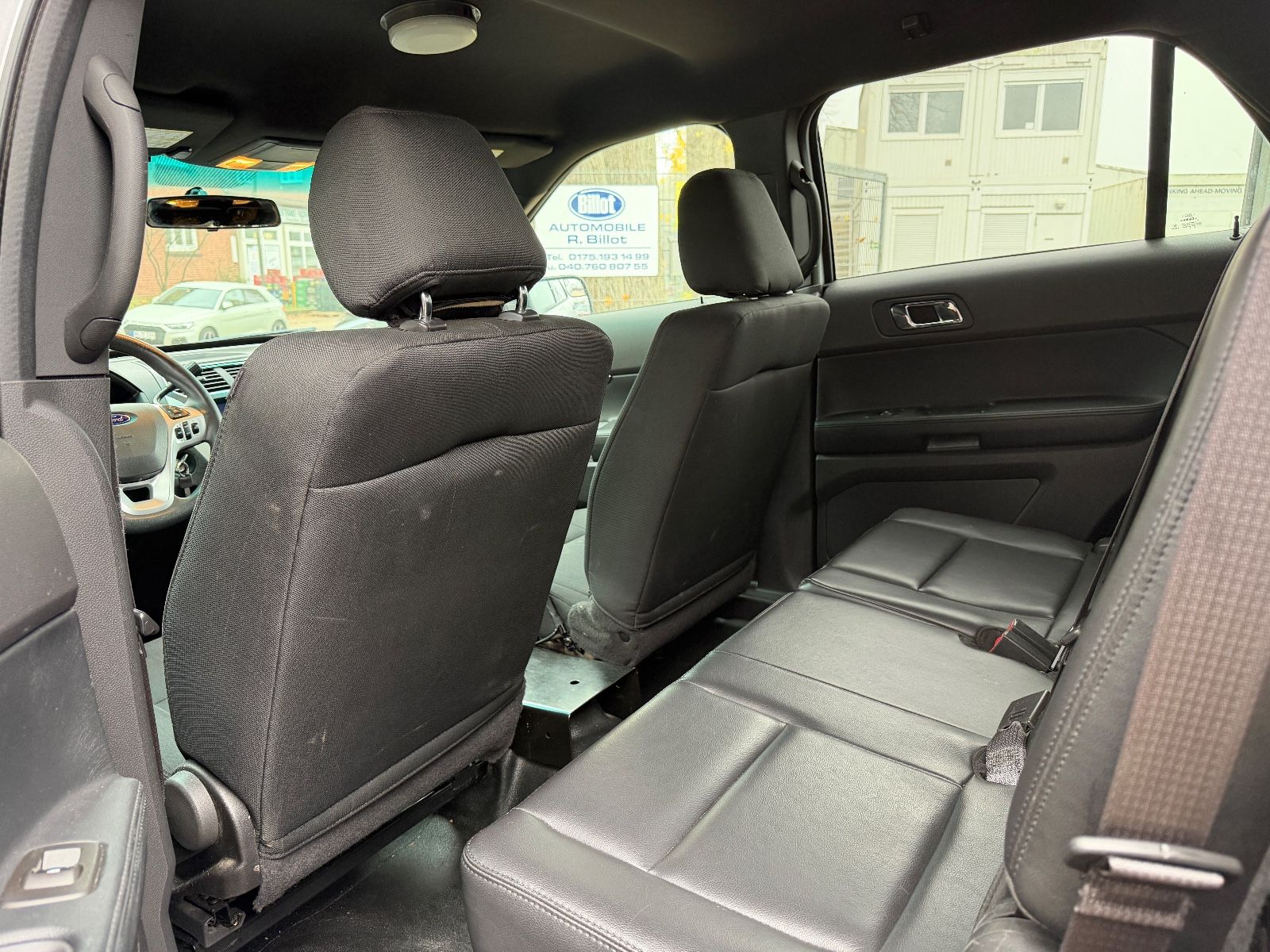 Fahrzeugabbildung Ford Police Interceptor 4x4 AUTOMATIK