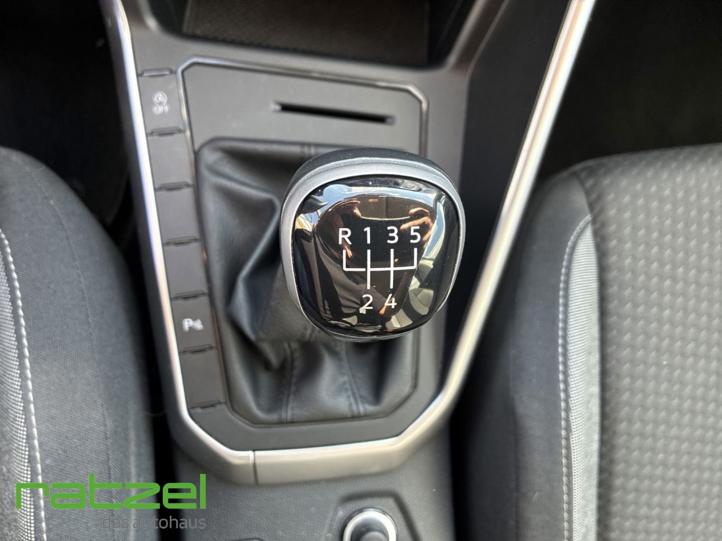 Fahrzeugabbildung Volkswagen Polo Life 1.0 TSI BBS Alu-Felgen Navi LED Apple