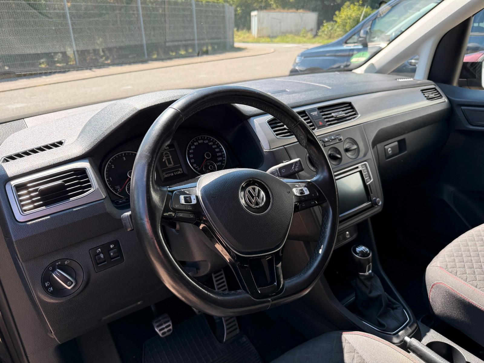 Volkswagen Caddy 5-Sitzer/4Motion/Klima/AHK/Standheizung