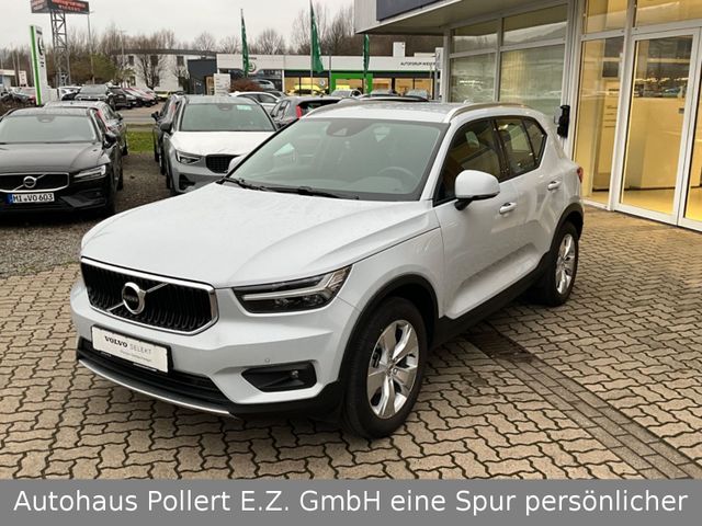 Volvo XC40 T2  Momentum Pro