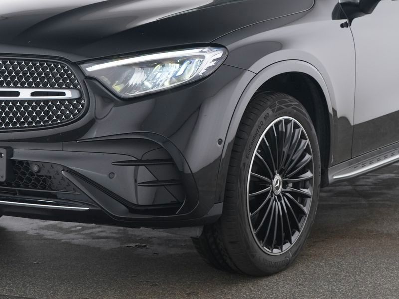 Mercedes-Benz GLC 300 e 4MATIC AMG Line imagem 3
