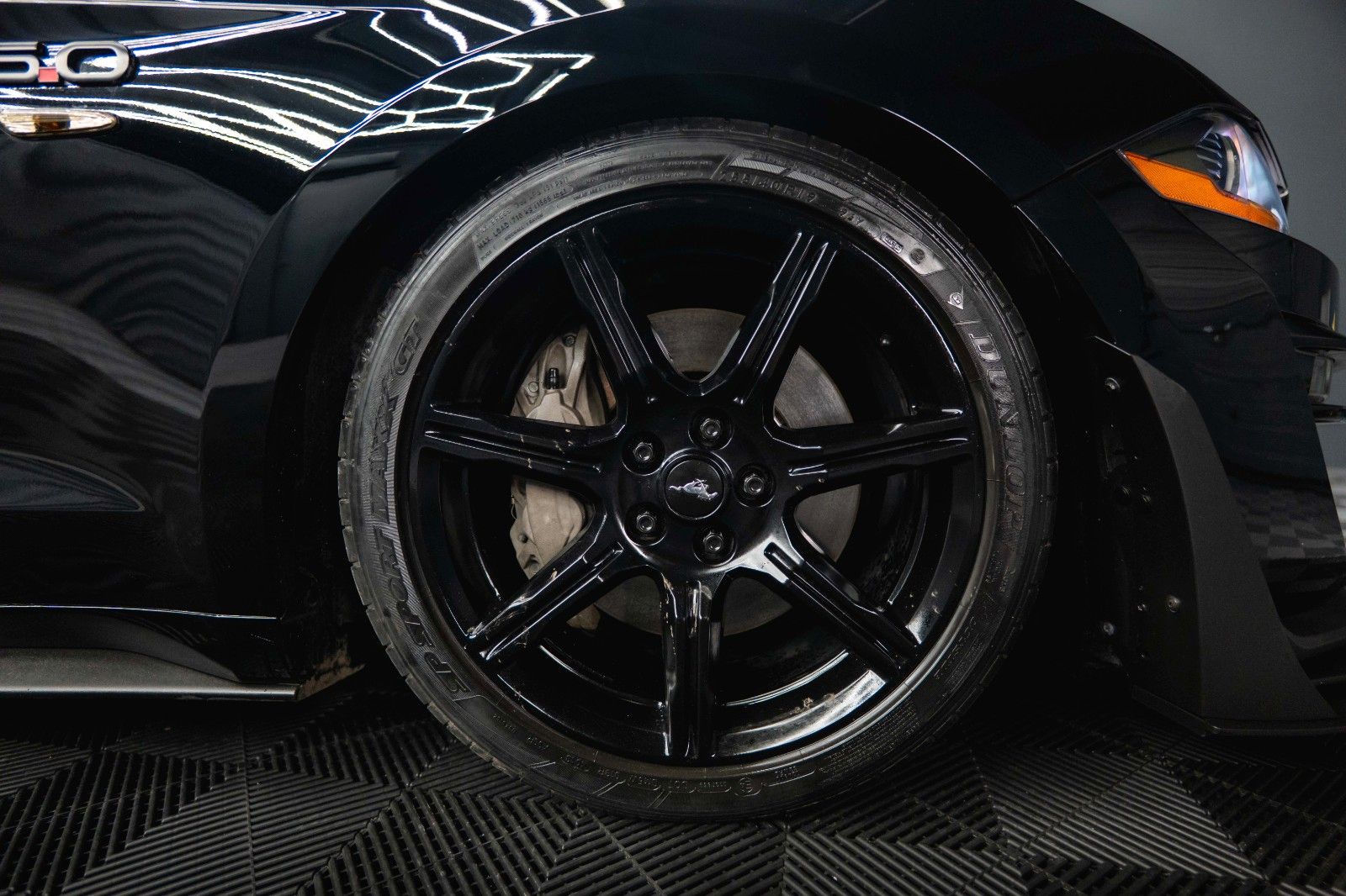 Fahrzeugabbildung Ford Mustang Shelby GT 500 5.0 V8 Performance PREMIUM