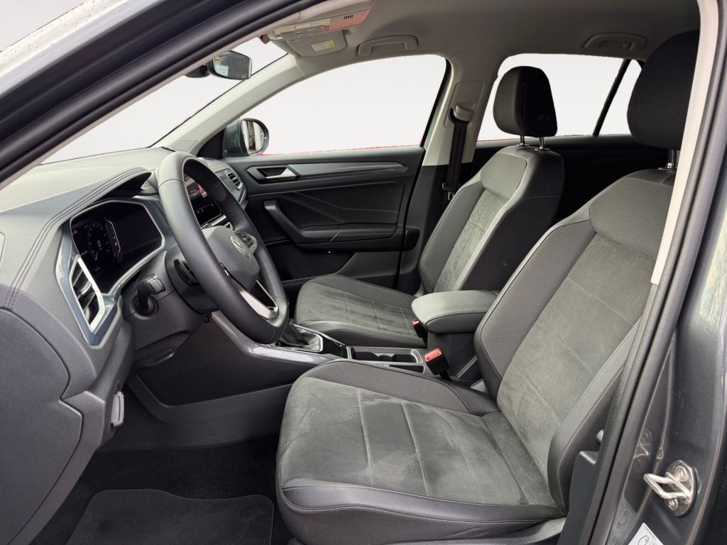 Fahrzeugabbildung Volkswagen T-Roc 1.5 TSI OPF DSG Style