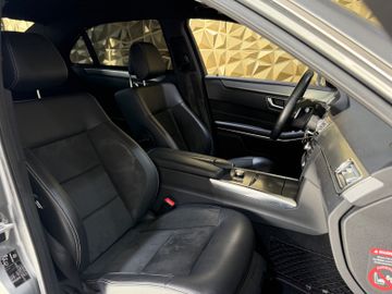 Mercedes E 300 - 4