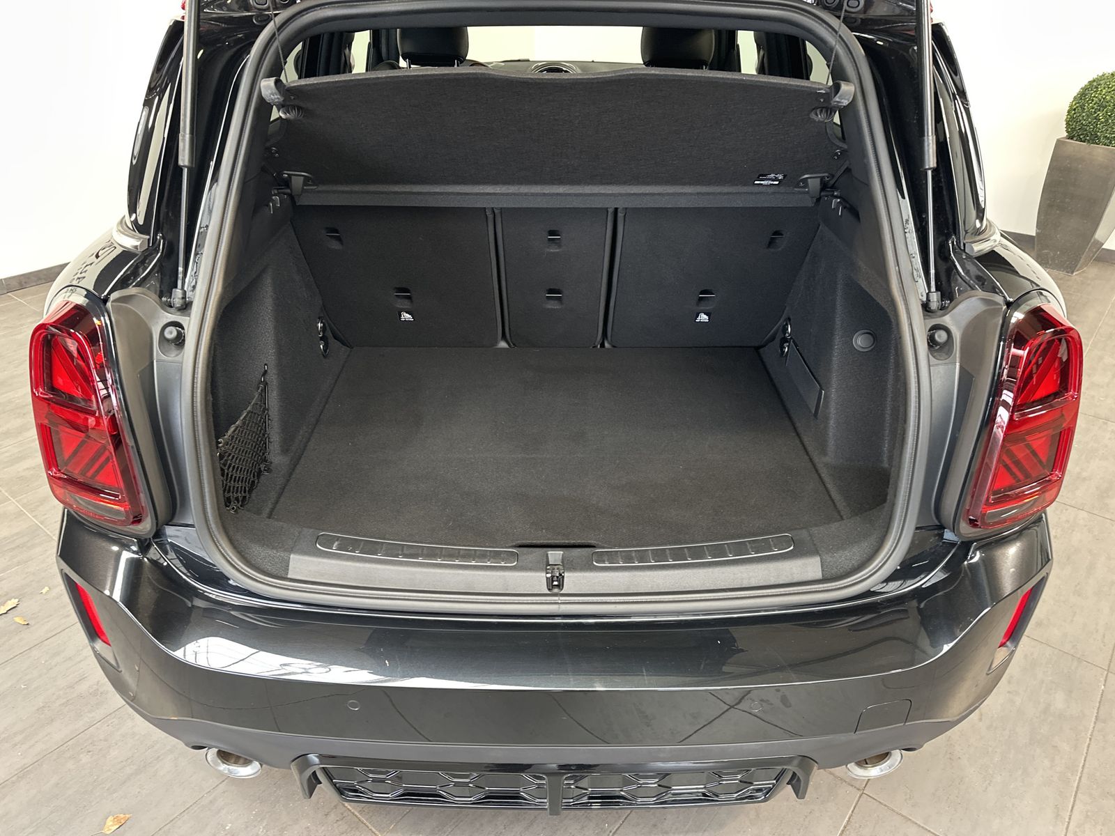 Fahrzeugabbildung MINI John Cooper Works Countryman NAV+LED+HEAD-UP+KAM