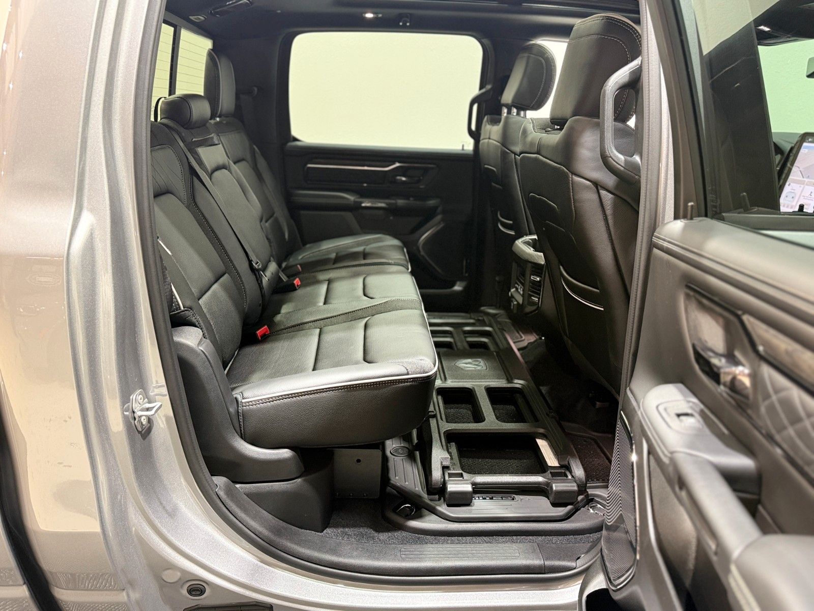 Fahrzeugabbildung Dodge RAM 1500 Limited Night  H/O 3.0L MY25