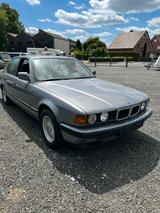 BMW E32 750i Guter Zustand Sammlungsauflösung - BMW 750 in Frankfurt (Main)