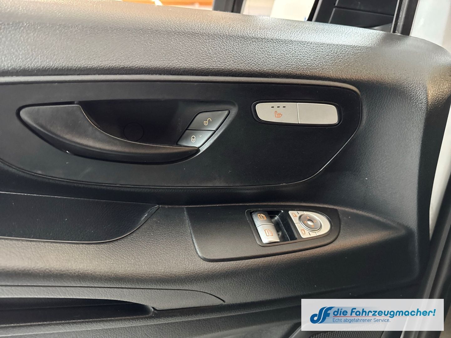 Fahrzeugabbildung Mercedes-Benz Vito Kasten e111 lang DAB SHZ Rückfahrkam. Notbr