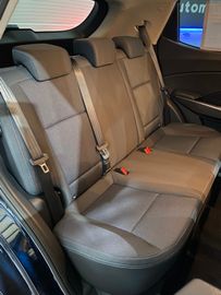 Fahrzeugabbildung Ssangyong Tivoli Fizz 1.5L Benzin **ALLRAD** Finanzierung
