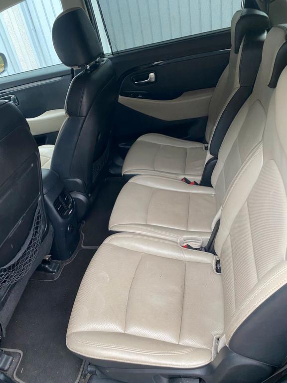 Kia Carens