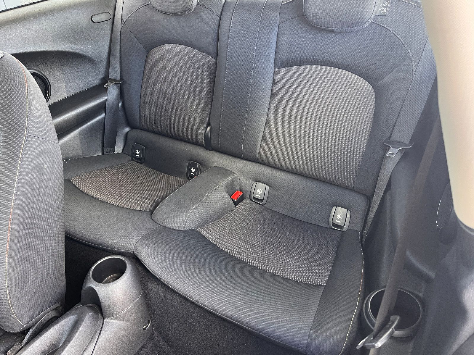 Fahrzeugabbildung MINI ONE Mini 3-trg. 1.5 D