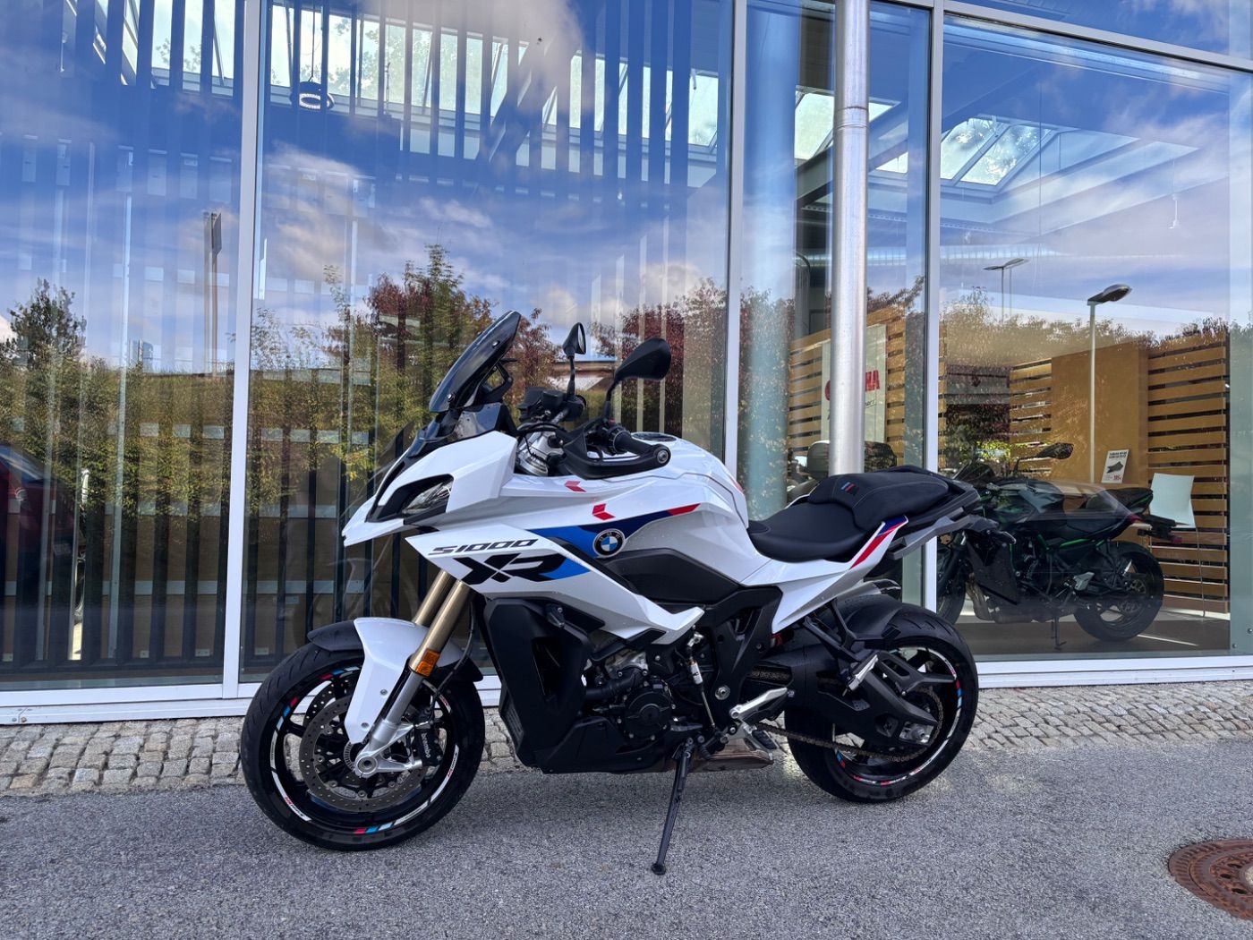 Fahrzeugabbildung BMW S 1000 XR Dynamik Paket,