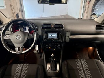 Volkswagen Golf - 10