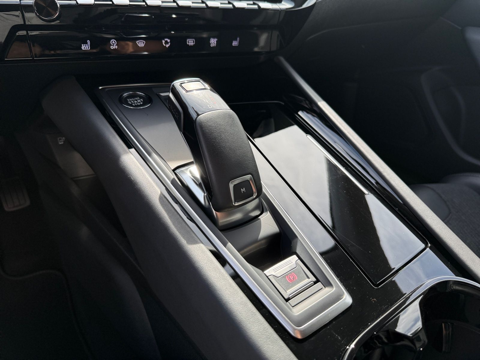 Fahrzeugabbildung Peugeot 508 SW 1,6 Allure