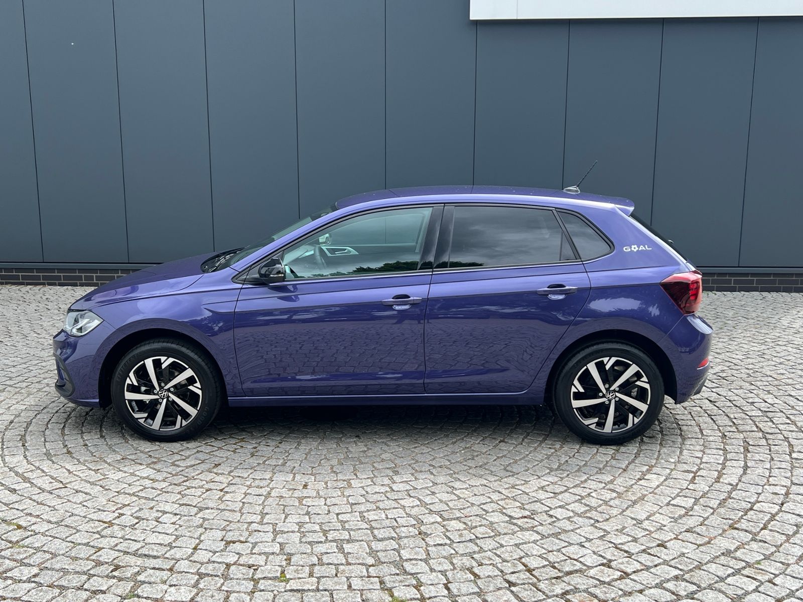 Fahrzeugabbildung Volkswagen Polo GOAL 1.0 TSI DSG *LED, App-Connect, 16"-LM*