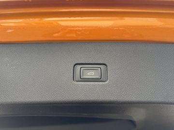 Audi Q8 - 8