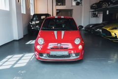 Fahrzeugabbildung Fiat Abarth 695 Tributo Ferrari *LIMITED / CARBON*