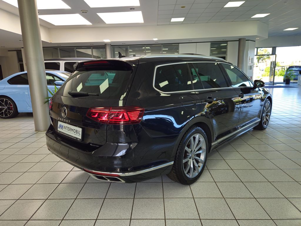 Volkswagen Passat Variant Elegance 4M R-line*PANO*HUD*STHZG