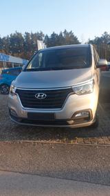 Hyundai H-1 - silberne Hyundai H-1