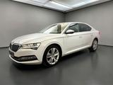 Skoda Superb Limo Style 4x4 DSG 147KW VIRTUAL*18Z*ACC - Skoda Gebrauchtwagen in Esslingen