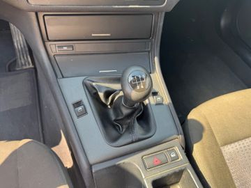 BMW 318 - 12