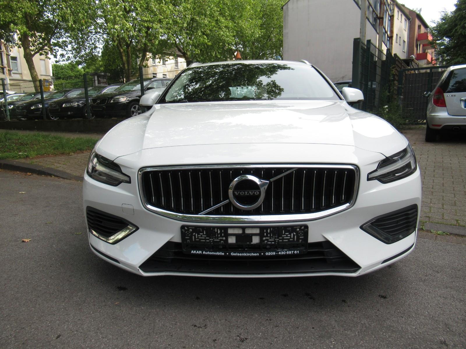 Volvo V60  Inscription Expression Recharge Plug-I AWD