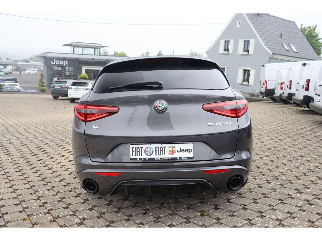 Alfa Romeo Stelvio — fotografia 3