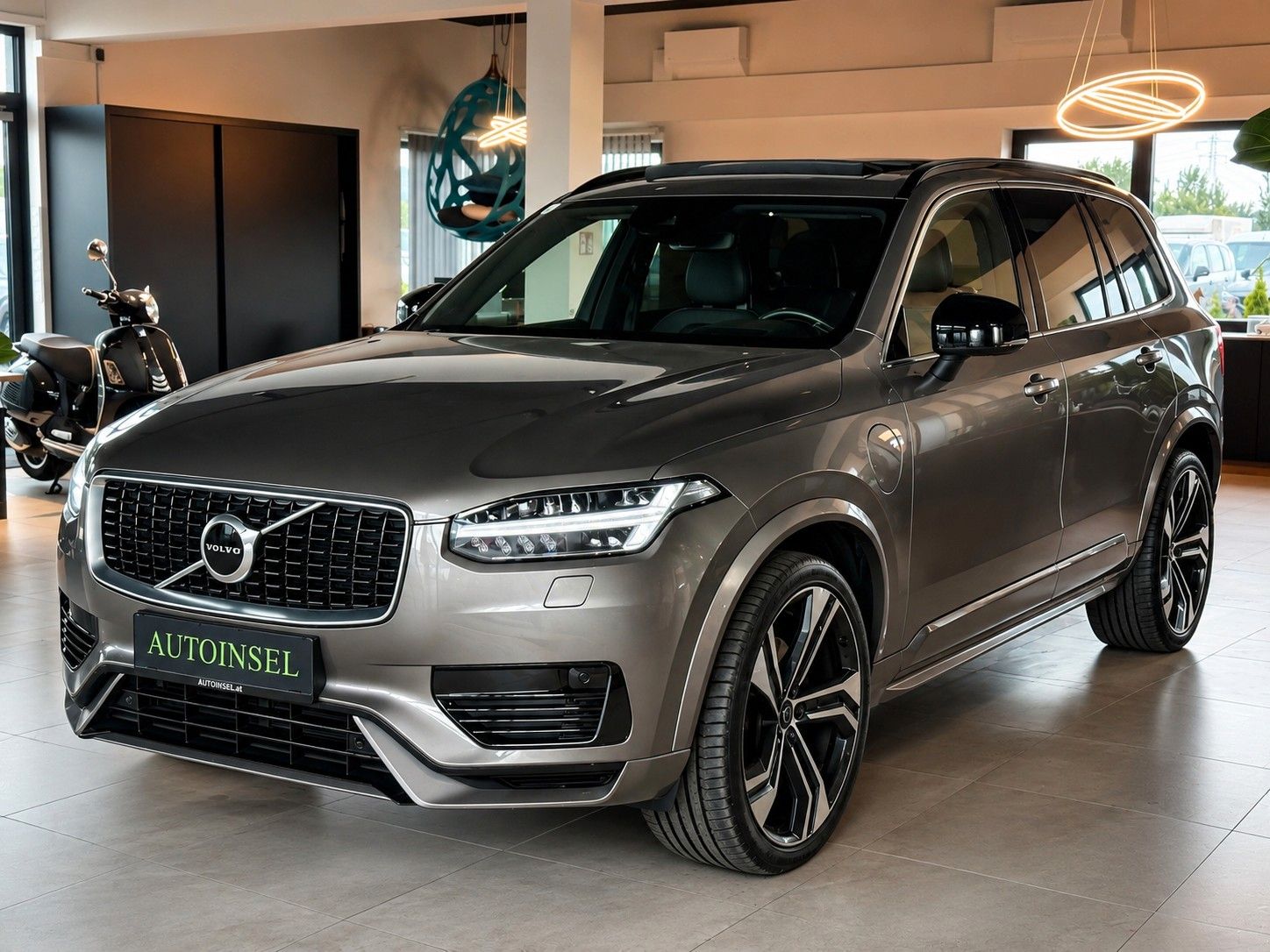 Volvo XC90 R Design 7 Sitze-Head-Up-Pano Netto:€29.583
