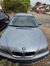 BMW 318i - - BMW 318 aus 2004: 318i