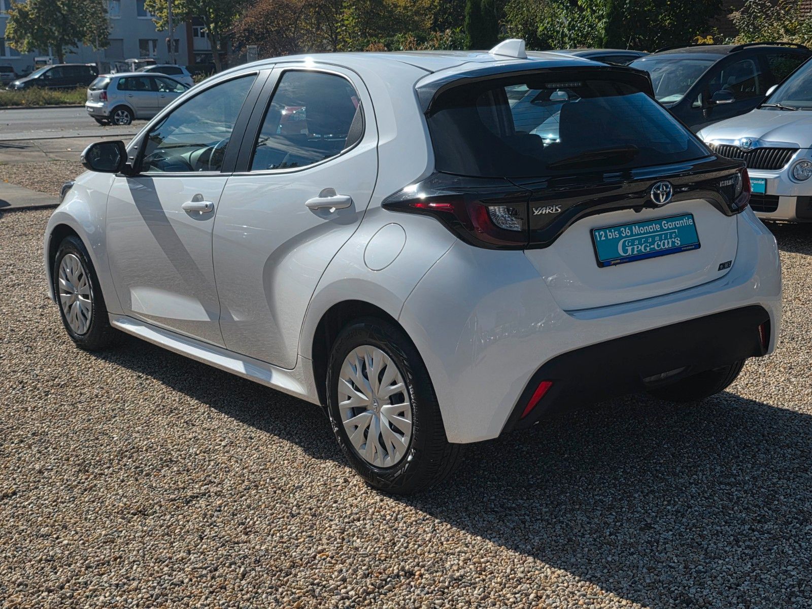 Toyota Yaris 1.5-l-VVT-i Hybrid CVT Business Edition imagem 3