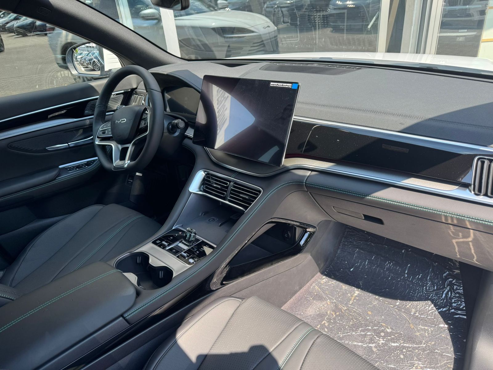 Fahrzeugabbildung BYD SEAL U DM-i PHEV PANO+HEAD+NAVI+LED+SHZ+360°+19"