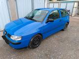 Seat Ibiza, unfallfrei, Auto mit Anhängerk... - Seat aus 2000