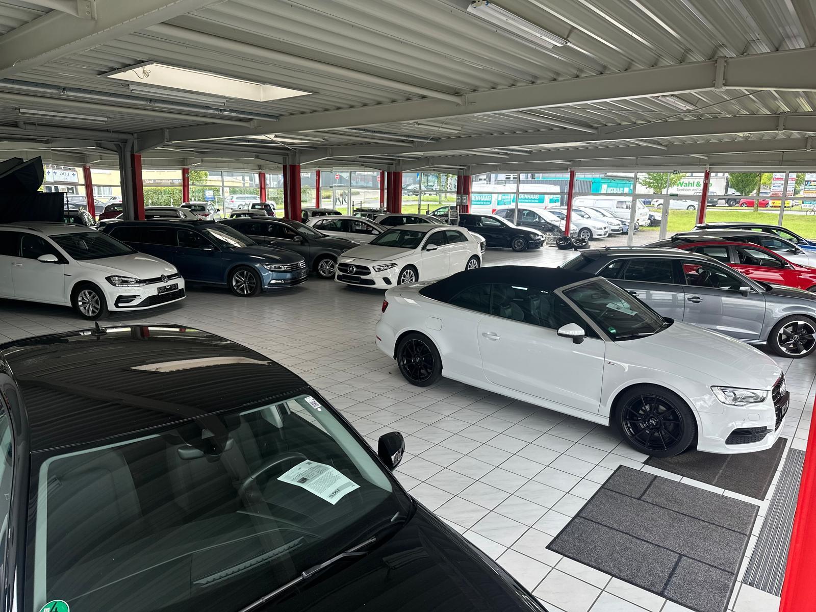 showroom-image-top