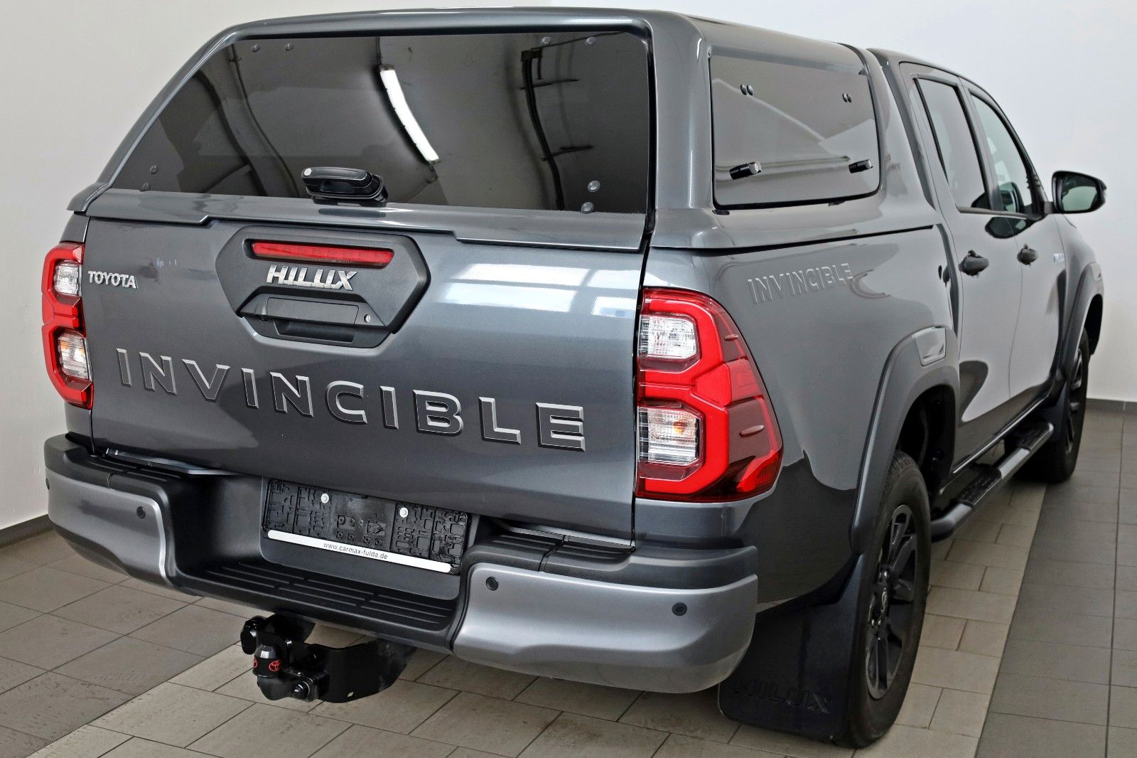 Fahrzeugabbildung Toyota Hilux 2.8 D-4D Invincible,HardTOP,8xAluräder,AHK