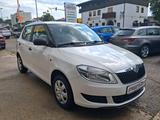 Skoda Fabia Active 1.2 Klima Sitzheizung Isofix - Skoda Fabia aus 2013 mit Benzin-Antrieb: Metallic, Kleinwagen, 1.2